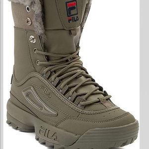 Brand new Fila woman disruptor shearling boots